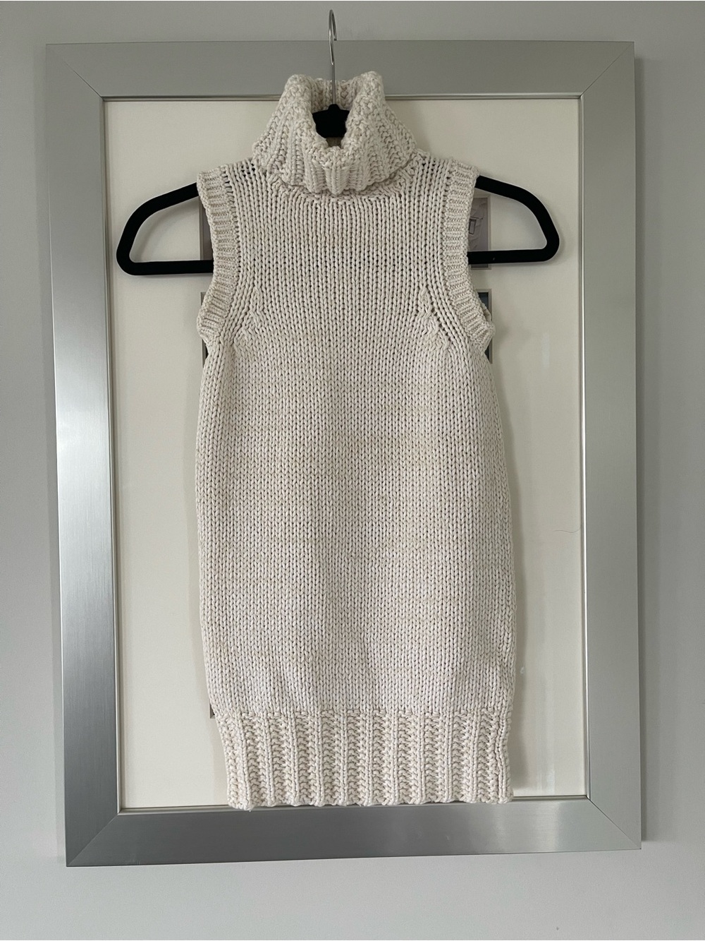 GAP knit sleeveless turtleneck XS